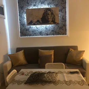 https://camaldoli-house.it-lombardy.com