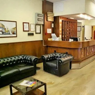 Hotel Minerva Milano 3*,  Italia
